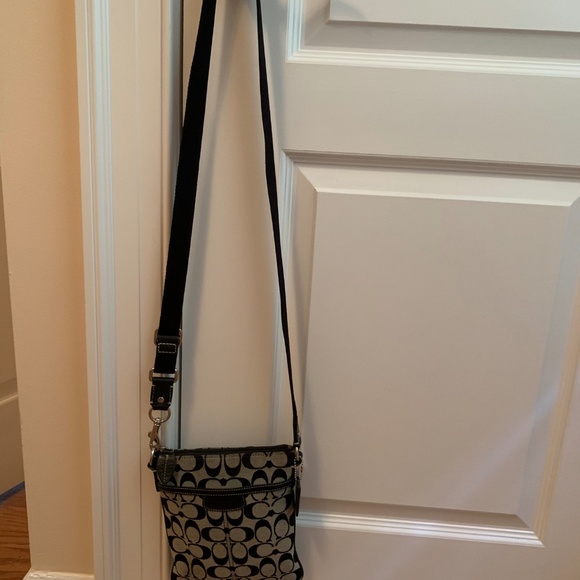 COACH Signature Crossbody - Picture 3 of 3